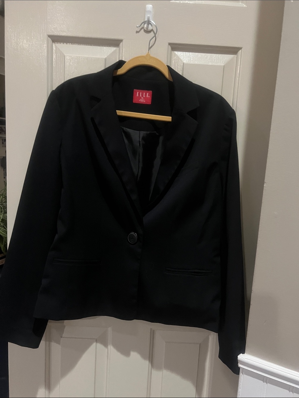 ELLE Black Single-Button Women's Blazer